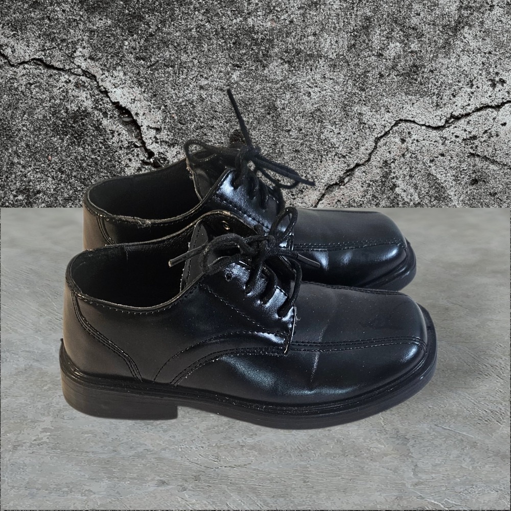 NWOB Deer Stags Gabe Lace-Up Dress Comfort Shoe Youth Kid's‎ Size 12M US